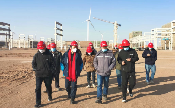 鎖定進度目標不動搖  統(tǒng)籌協(xié)調(diào)高效推進項目建設(shè)——海利集團公司黨委書記、董事長劉衛(wèi)東調(diào)研寧夏海利項目建設(shè)